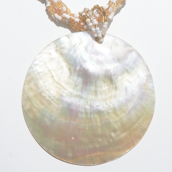 Handmade Gold Round Oyster Shell Necklace - Picture 2 of 3